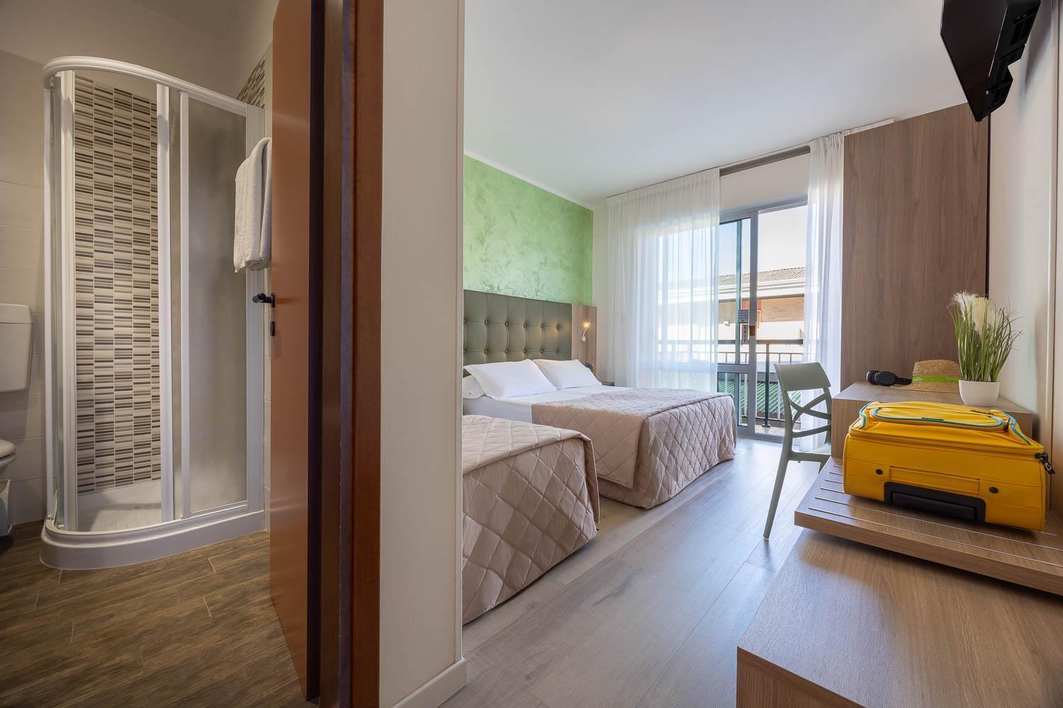Hotel Picobello Pineta ลิโดดิเยโซโล ภายนอก รูปภาพ